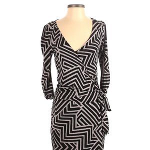 Vanessa Virginia wrap dress - Size Large ZigZag